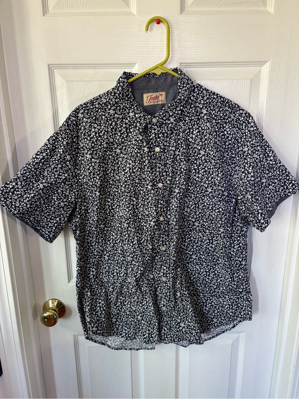 Men’s Casual Short-Sleeve Navy Floral Button-Up Shirt
